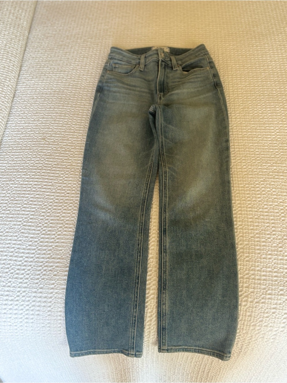 PAIGE Classic Cindy Crop Jeans